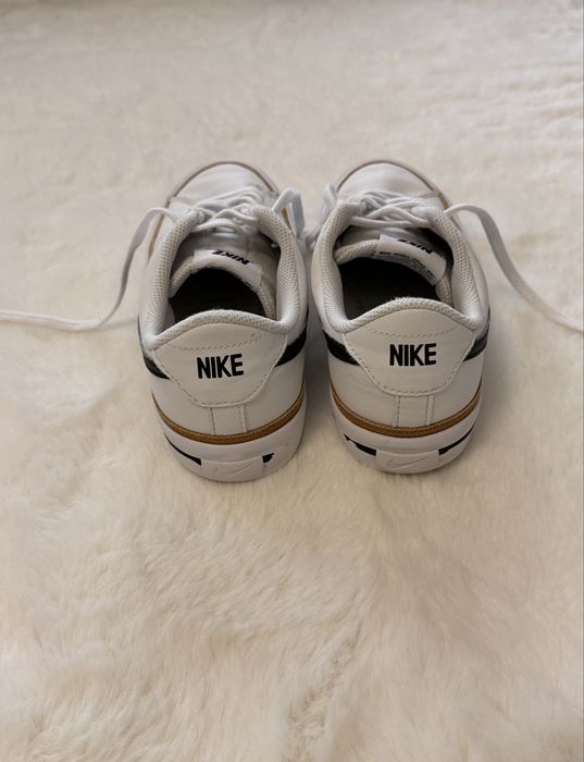 Trampki Nike dla chłopca 39 (24,5)
