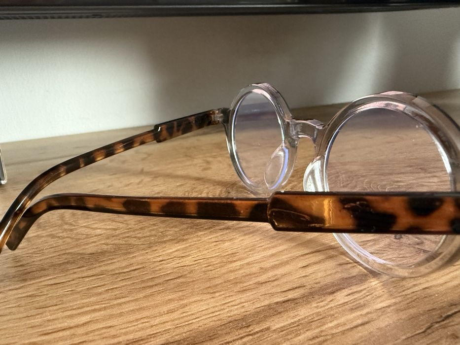 Oprawki na okulary, okulary do noszenia