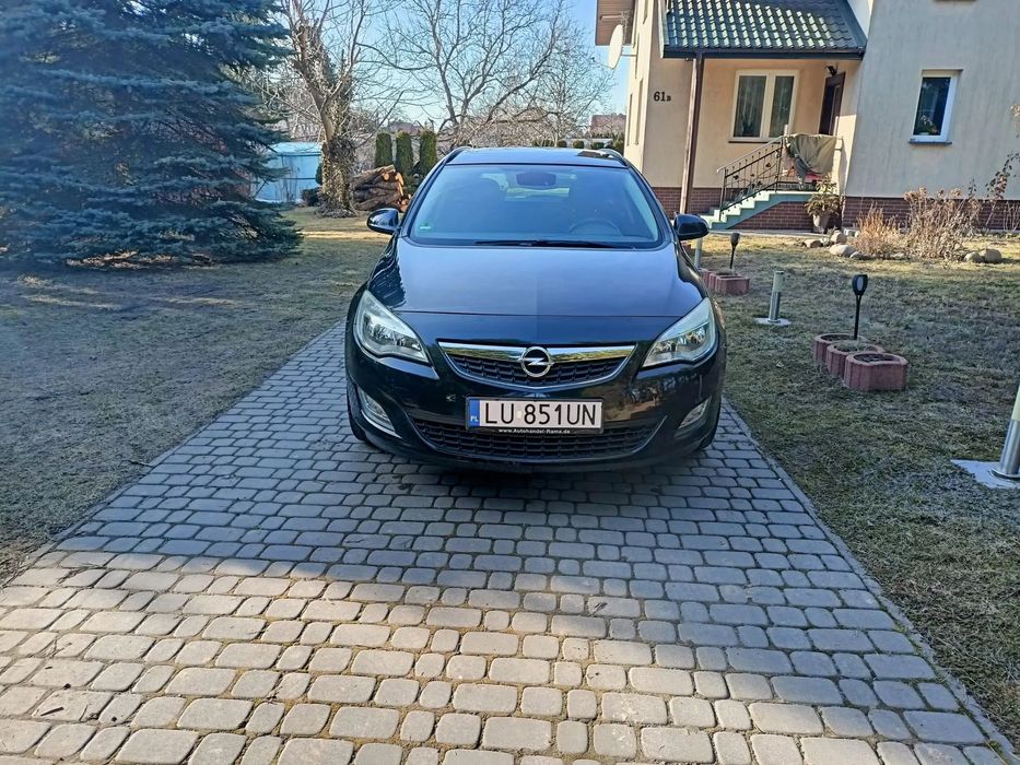 Opel Astra 1,4 BENZYNA KOMBI, zarejestrowana w Polsce, sprawna 100%