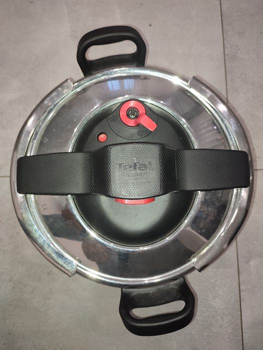 Szybkowar Tefal Clipso Essential 6 litrów Kosów Lacki • OLX.pl