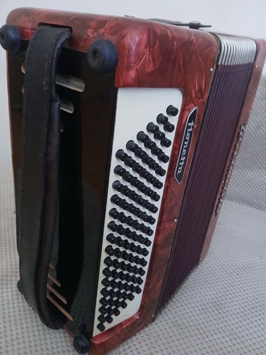 Akordeon Weltmeister guzikowy