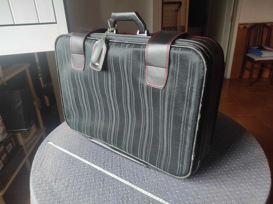 Mala de viagem vintage ROQ