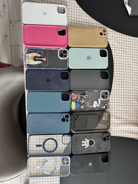 Чохли на iphone 14 plus