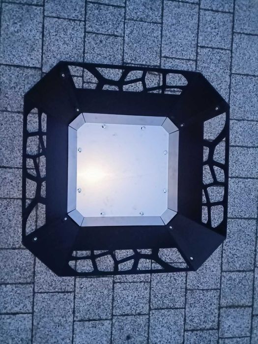 Palenisko do użytku na zewnątrz ze stali powlekanej