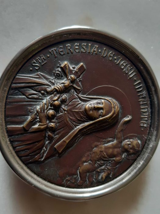 Medalha Sta Teresia de Jesu Infante(Santa Teresinha do Menino Jesus), anos 1920
