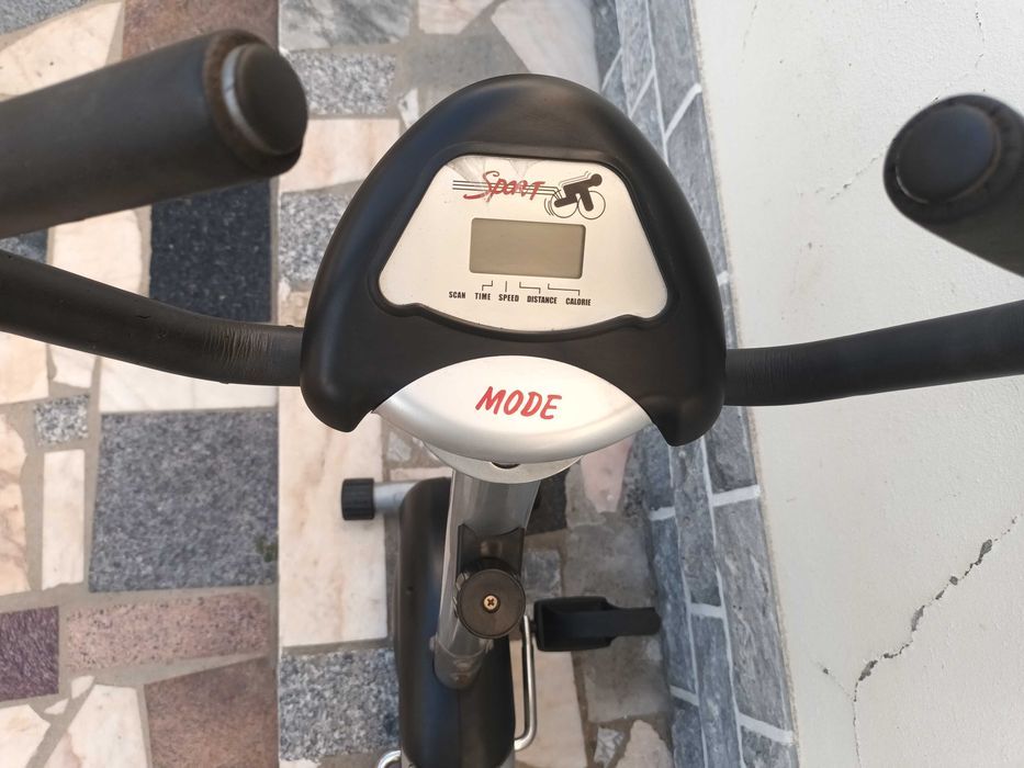 Stationary Bicycle.64586136652418126