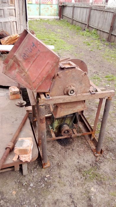 Дровокол,дробилка веток,дровокол подрібнювач гілок