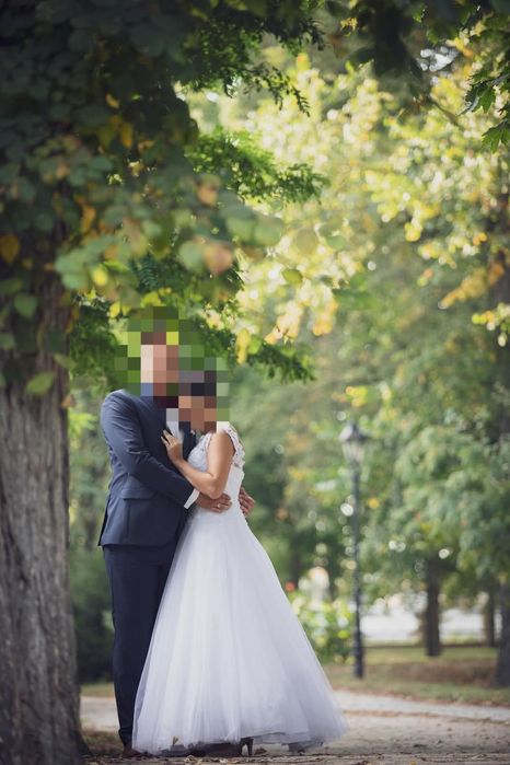 Suknia ślubna z gorsetem