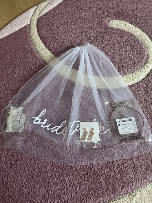 Набір Bride to be (фата, обруч, сережки, діадема)