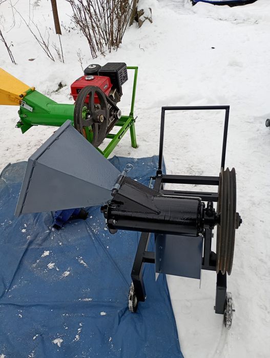 Продам шнековий подрібнювач