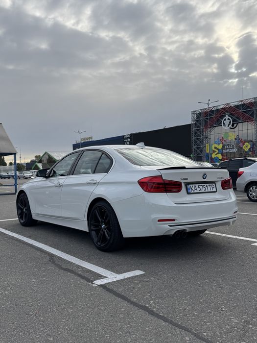 BMW F30 330iX 125тис пробіг