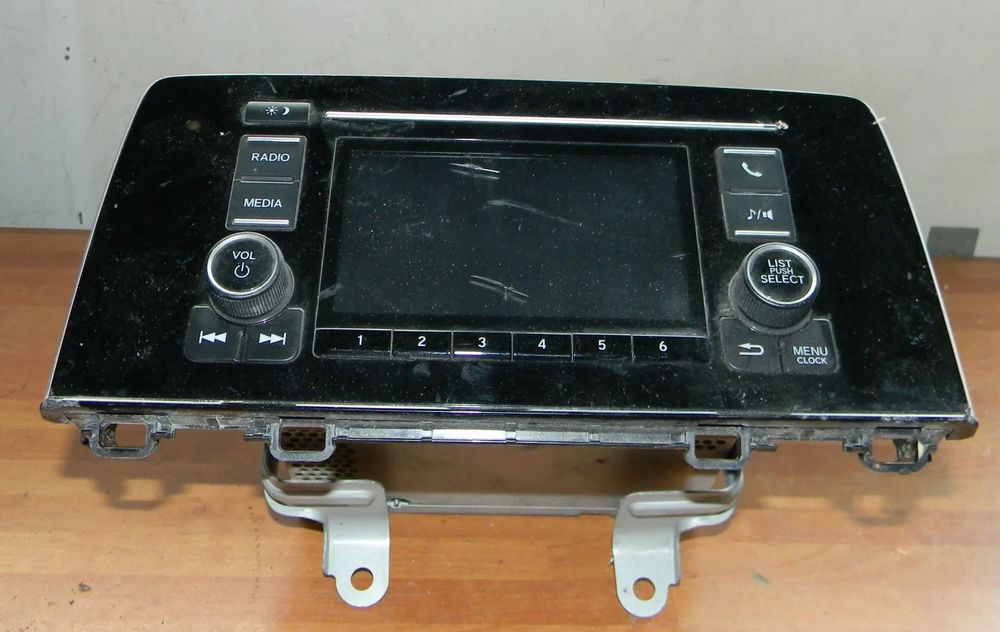 radio oryginalne HONDA CR-V 21- AVH-5068
