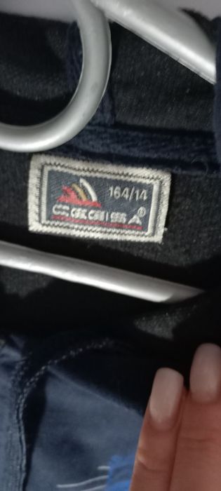 Спортивна кофта на підлітка