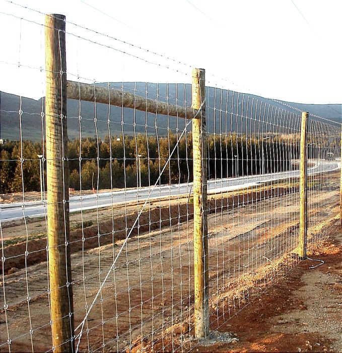 Vedações rústicas/Rurais/Urbanas