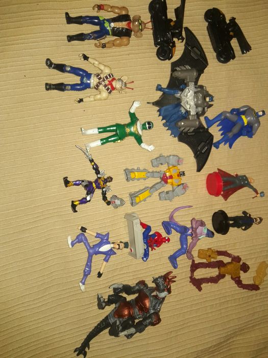 Moto Ratos / Batman / Joker / Dragon Ball Friezer