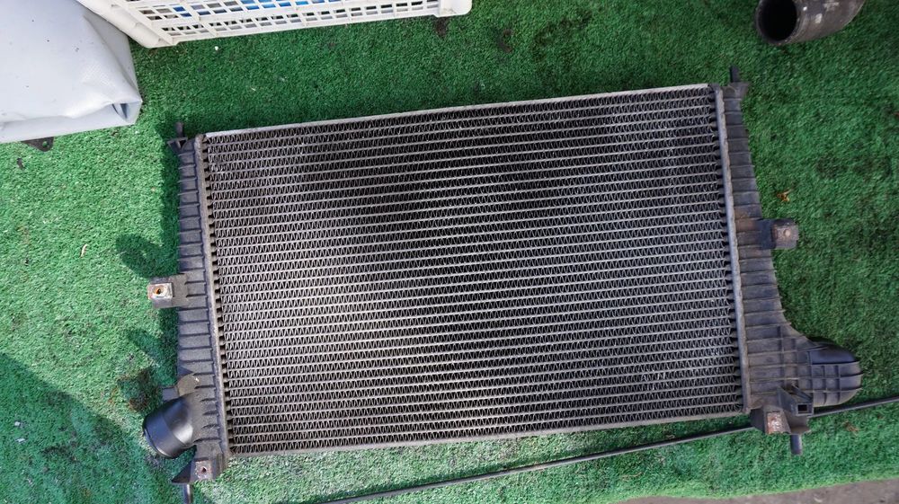 Saab 9-5 2.3 turbo 250 KM  AERO B235R chlodnica powietrza intercooler 4576039