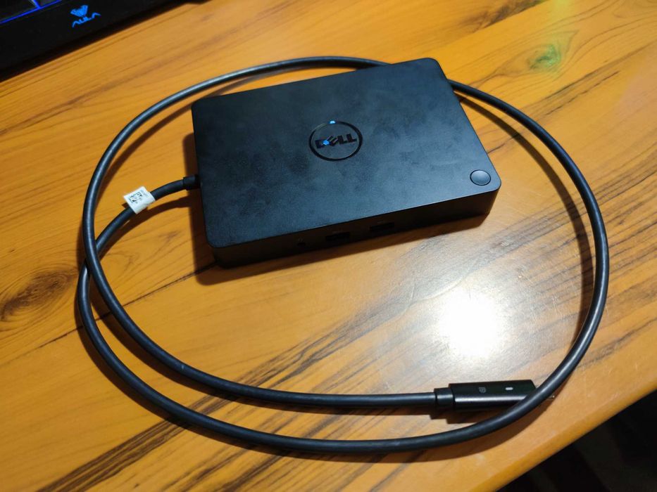 Док-станція Dell WD15