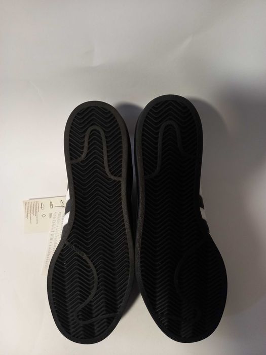 Oryginalne Adidasy Superstar z pudełkiem. Poznań Stare Miasto • OLX.pl