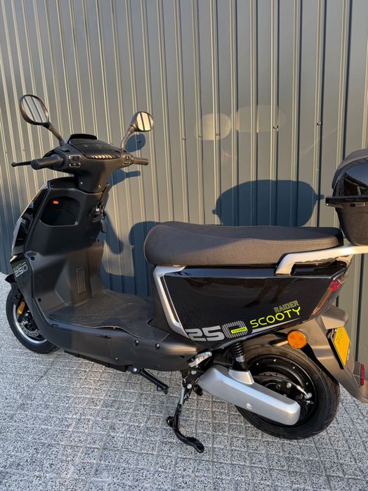 Scooter Elétrica Demop Raider Scooty 72V20Ah - NOVA