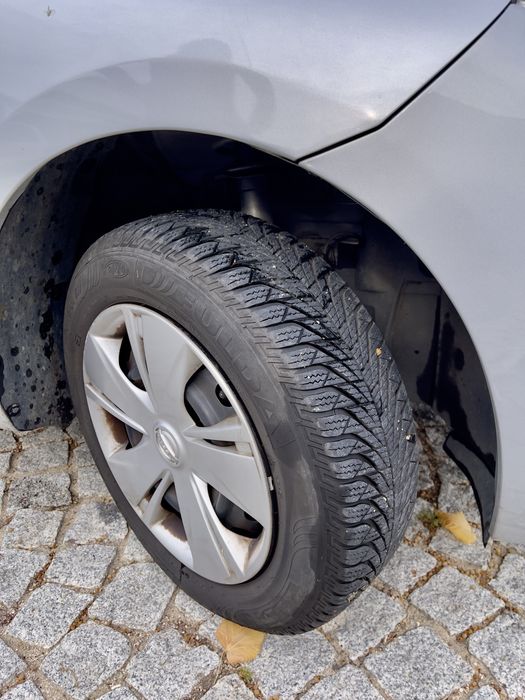 Nissan micra 2015 (Venda para OUT ou NOV)