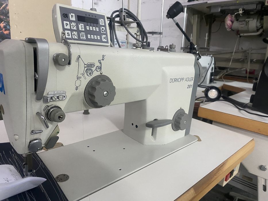 Stębnówka automatyczna Durkopp Adler 281 / juki /jack