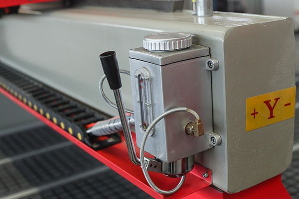 Обробний центр з ЧПУ WINTER ROUTERMAX Basic 1325 Eco