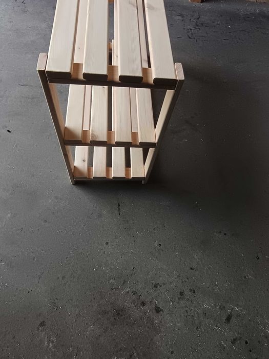 Solidna ławka na taras balkon półka drewniana kurier producent