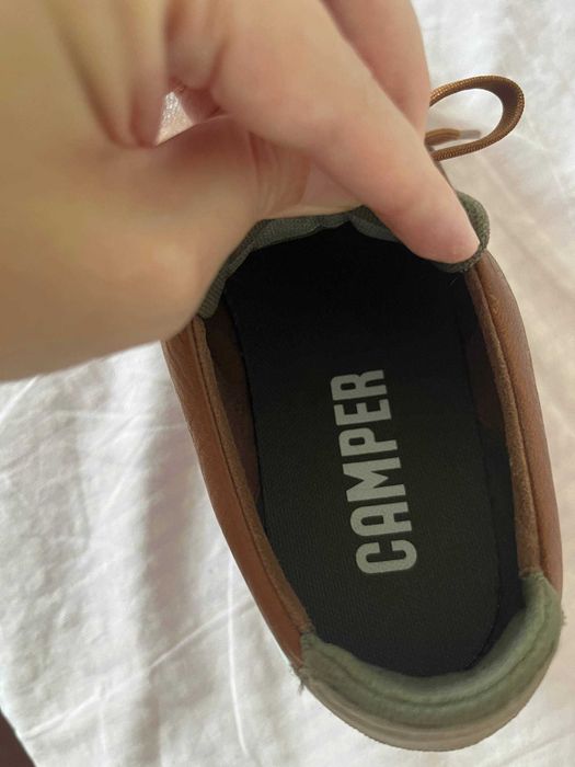 Sapatos Camper de homem em pele castanha com atacadores, tamanho 41