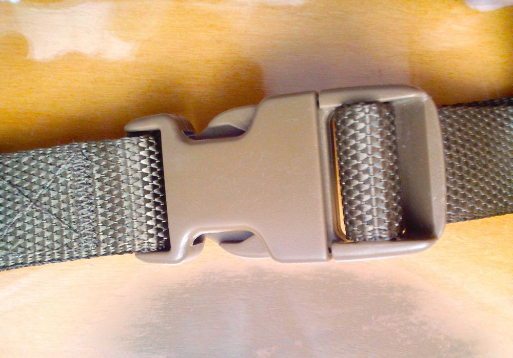 Pasek do spodni, złote khaki, długość 120 cm, szerokość 2,5 cm