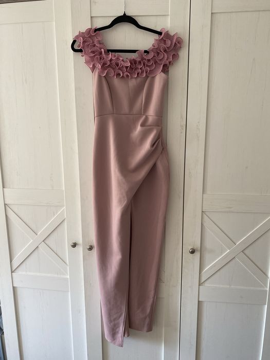 Różowa sukienka maxi Boohoo M 38 falbanka hiszpanka wesele