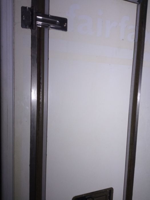 Chlodnie  kontener  samochodowe