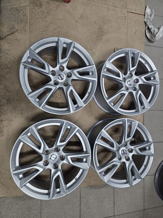 felgi aluminiowe 18" 5x108 7,5x18 ET 50,5 VOLVO FORD