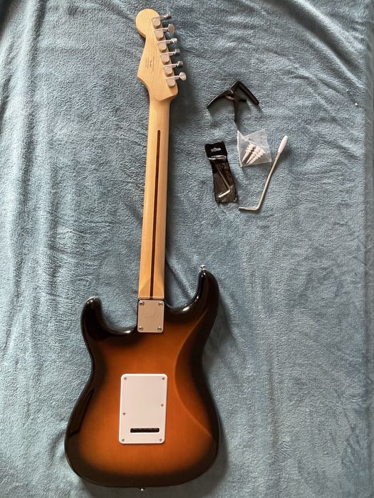 Guitarra Squier Fender