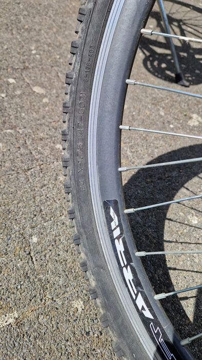 Rower dla dziewczynki, damski Titania Planet, koła o rozmiarze 24