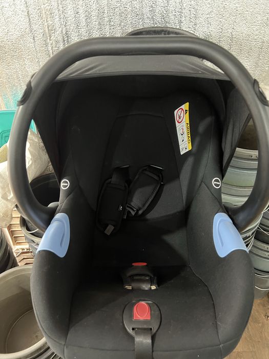 Автолюлька ANEX в комплекті з кронштейном ISOFIX