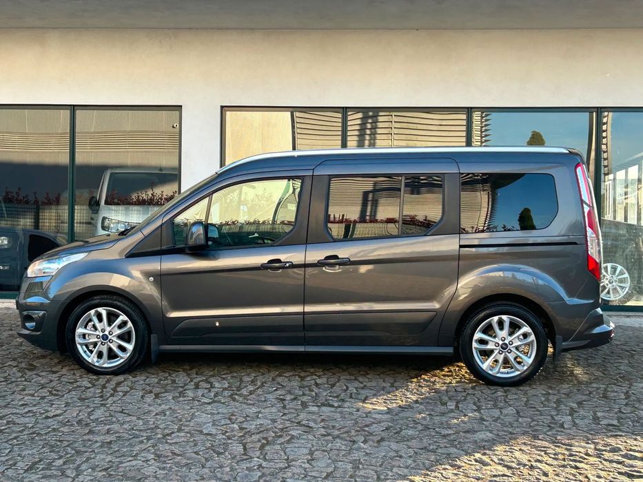 Ford Tourneo Connect Grand 1.5 TDCi Titanium