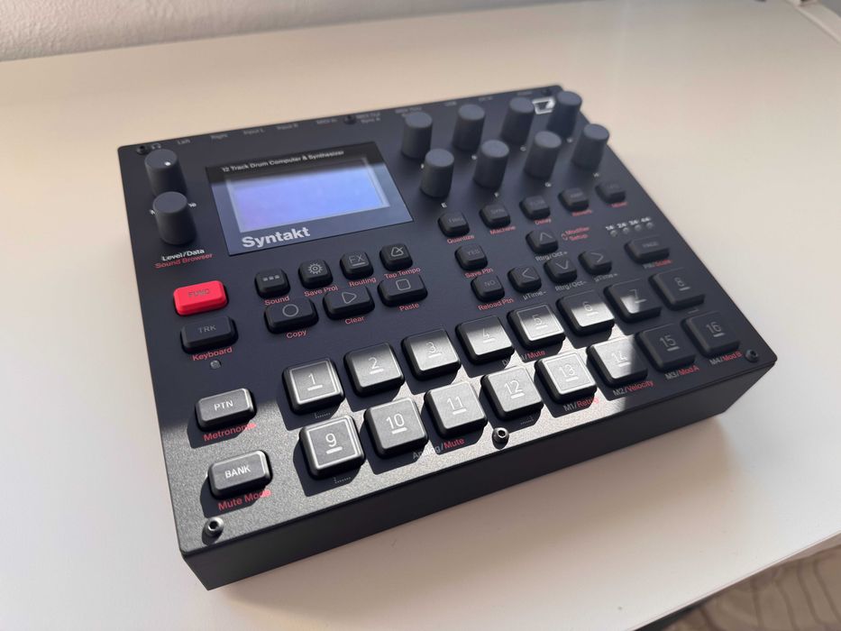 Elektron Syntakt + PL-2s & Flyht Pro Eva Case