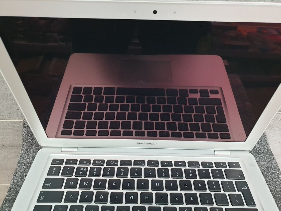 Apple MacBook Air A1237