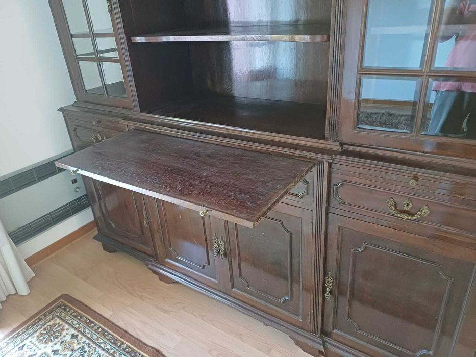 Louceiro em madeira maciça, de sala de jantar