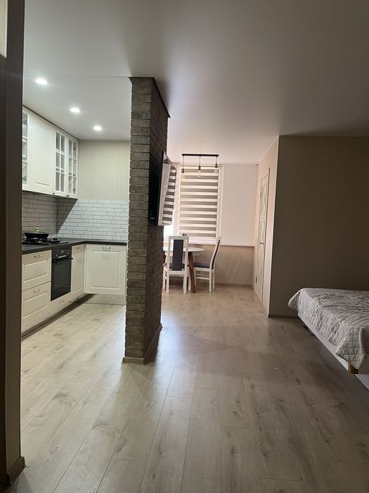 ЖК Щасливий Оксамитова 20, поруч Епіцентр Житомирська Академмістечко