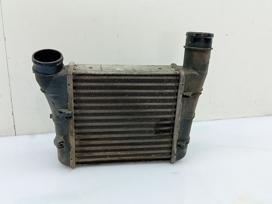 Radiador do intercooler AUDI A4 (8E2, B6)