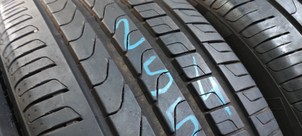 Pneus 255/45/20 Pirelli semi novos