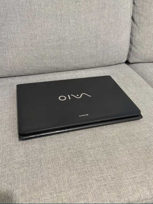 Sony VAIO E 15,5 cala i5-3230M / 8GB RAM / 750GB / Radeon