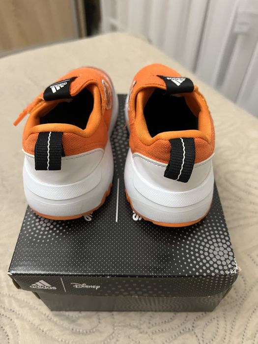 Детские кроссовки адидас