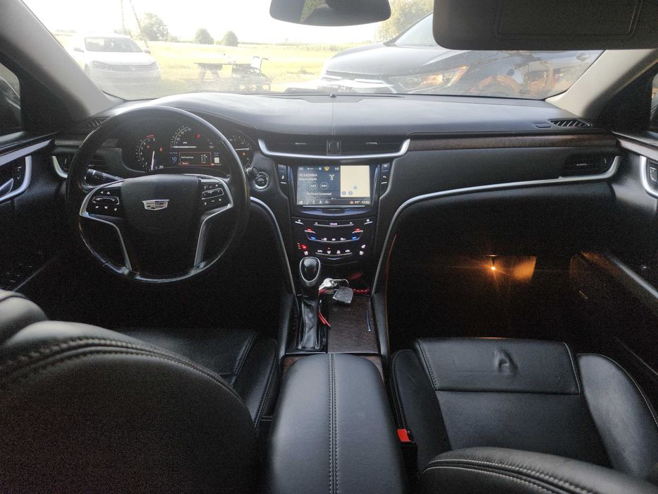 Sprzedam Cadillac XTS