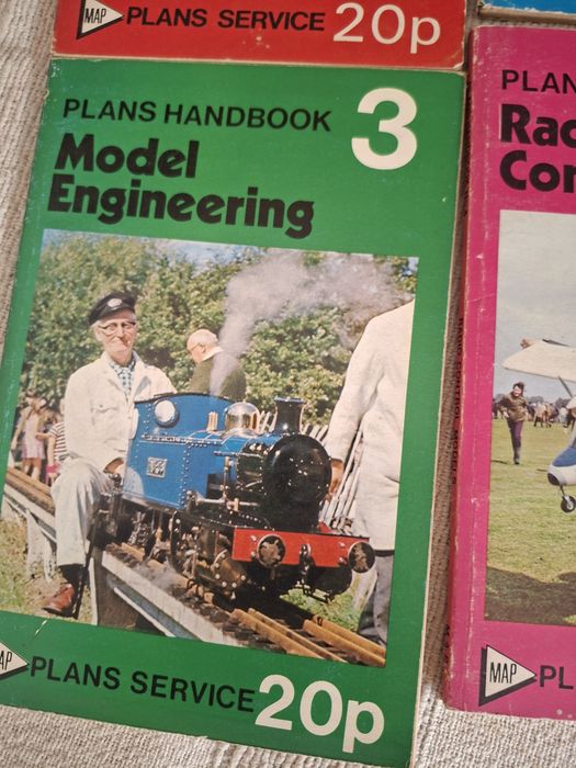 Plans hadbook 4 volumes eletrónica vintage