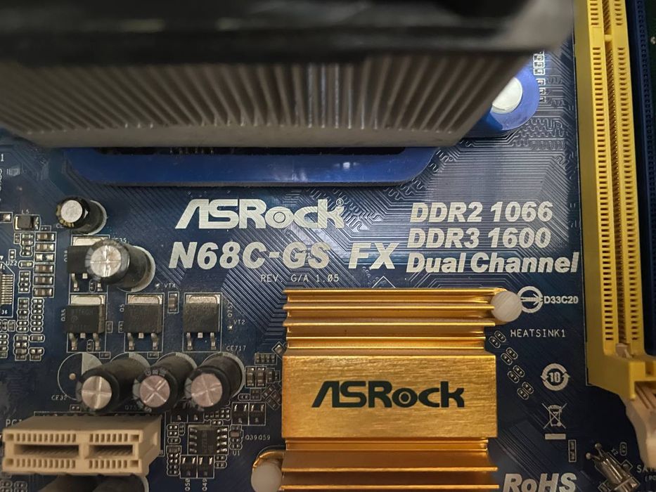 Продам стаціонарний комп'ютер ASUS