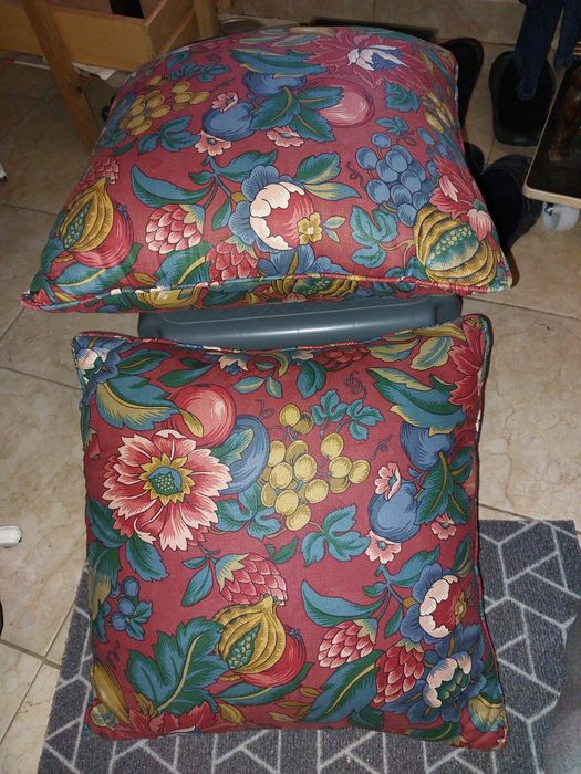 Tapete  como novo.  medidas 1,50X80 m