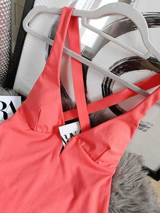Купальник із перехрещеними ззаду бретелями від zara, розмір м