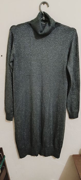 Сукня жіноча, зеленого кольору, розмір m/l.